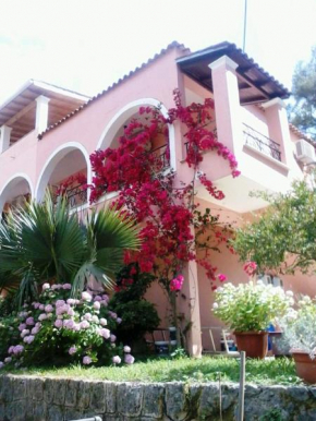  Konstantina Apartments  Агиос Георгиос
